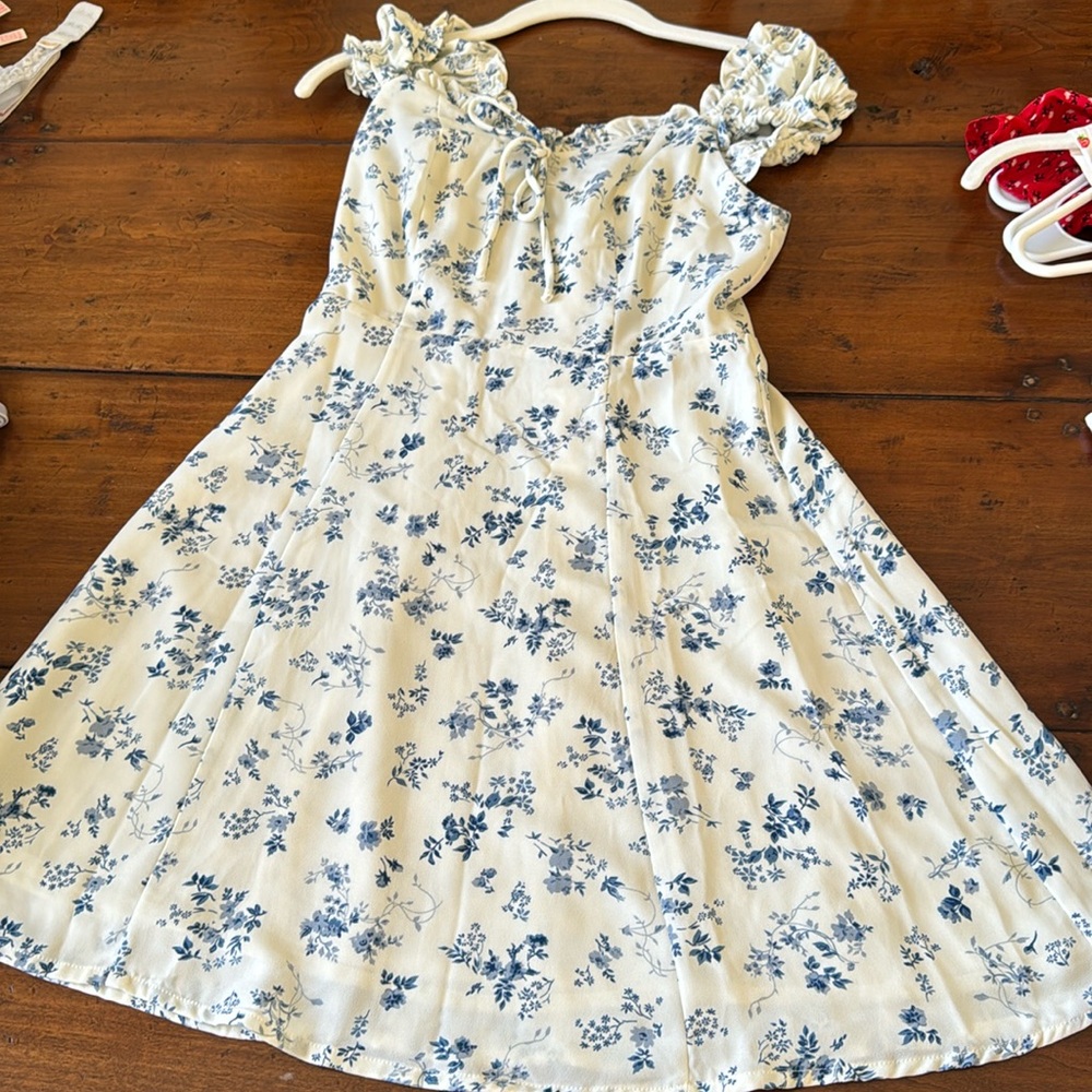 Blue and white adorable mini dress